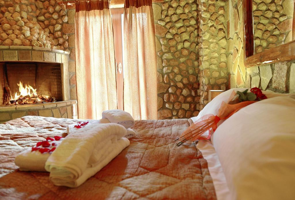 Oneiro Resort Kato Zachlorou Bagian luar foto
